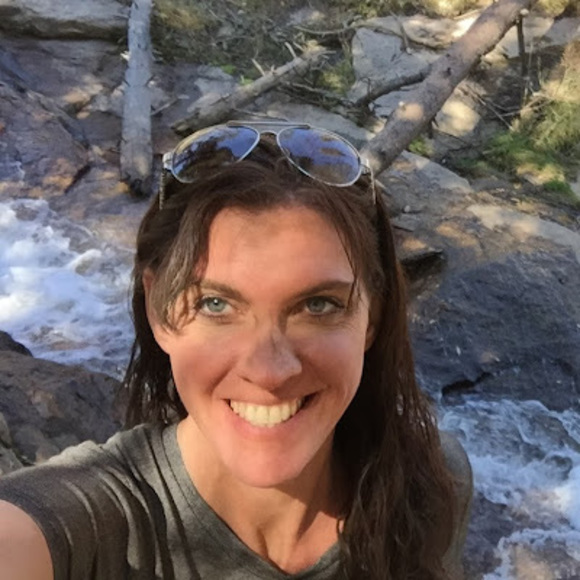 Meet your Posher, Karen - Picture 1 of 1